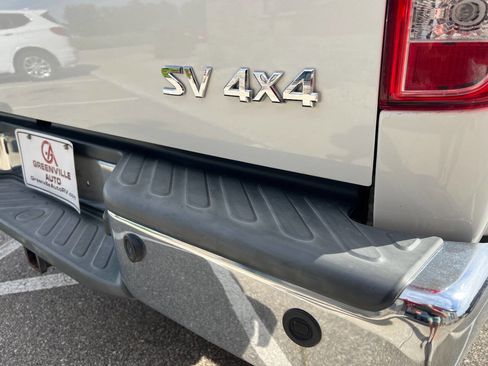 Used 2015 Nissan Frontier SV w/ SV Value Truck Package AWD/4WD image 26
