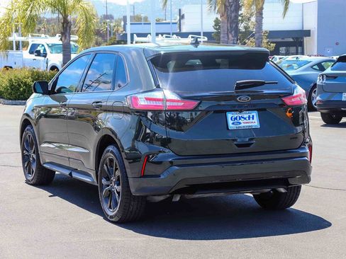 Certified 2023 Ford Edge SE w/ Black Appearance Package AWD/4WD image 6