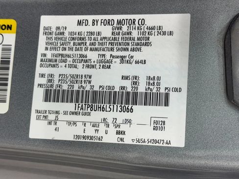 Used 2020 Ford Mustang Premium RWD image 29