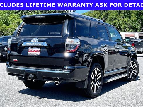 Used 2022 Toyota 4Runner Limited AWD/4WD image 10