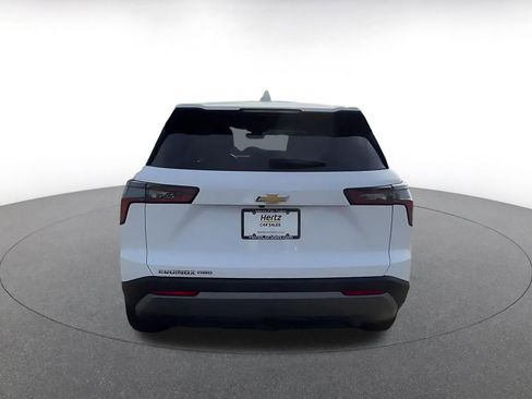 Used 2025 Chevrolet Equinox LT image 12