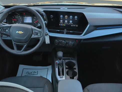 Used 2024 Chevrolet Trax LS image 14