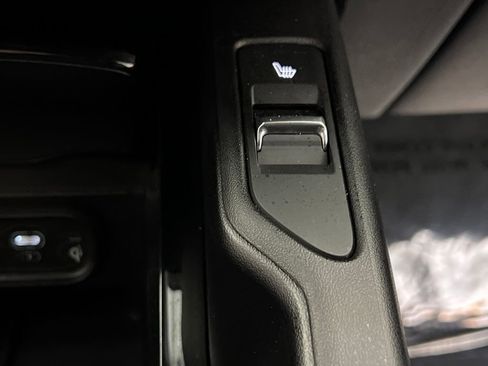 Used 2025 Kia Telluride S image 61