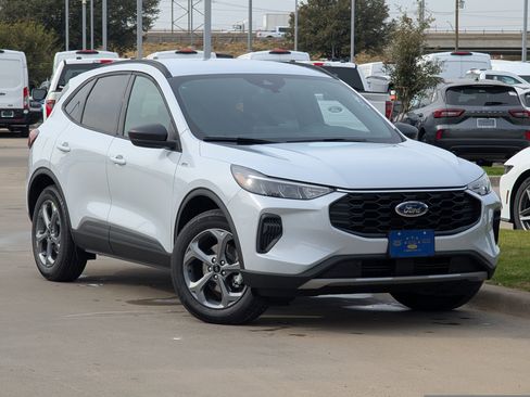 New 2026 Ford Escape ST-Line w/ Tech Pack #1 image 2
