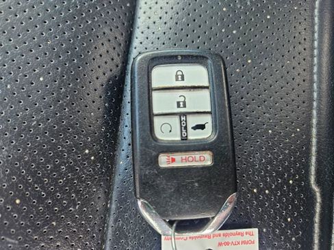 Used 2018 Honda CR-V Touring image 30