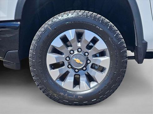 New 2026 Chevrolet Silverado 2500 Custom w/ Custom Value Package AWD/4WD image 11