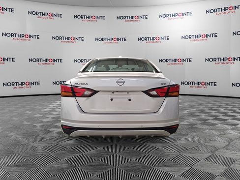 Used 2023 Nissan Altima 2.5 SV image 5