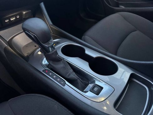 Used 2024 Chevrolet Malibu LS image 24