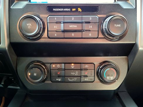 Used 2019 Ford F150 XLT w/ Equipment Group 302A Luxury image 12