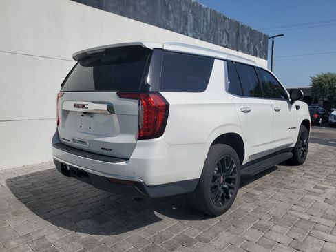Used 2023 GMC Yukon SLT w/ SLT Premium Package AWD/4WD image 6