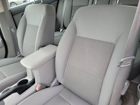 Used 2008 Dodge Avenger SE FWD image 13