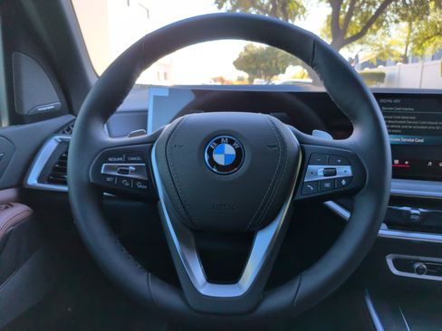 Used 2026 BMW X5 xDrive50e w/ Climate Comfort Package AWD/4WD image 19