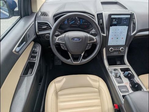 Used 2023 Ford Edge SEL w/ Convenience Package AWD/4WD image 8