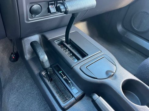 Used 2001 Jeep Cherokee Sport AWD/4WD image 31