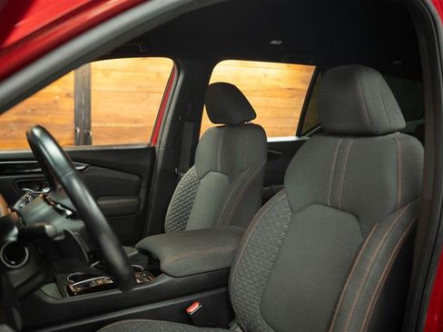 Used 2023 Honda Pilot Sport image 10