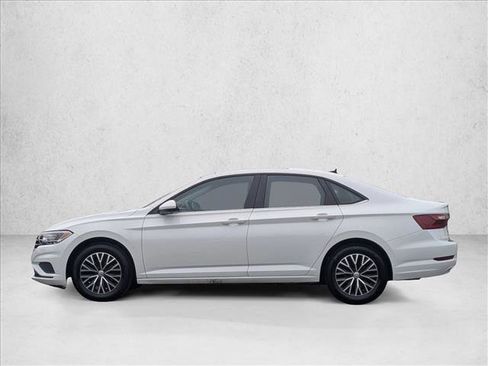 Used 2020 Volkswagen Jetta SE w/ SE Cold Weather Package FWD image 9