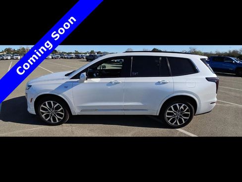 Used 2021 Cadillac XT6 Sport image 16