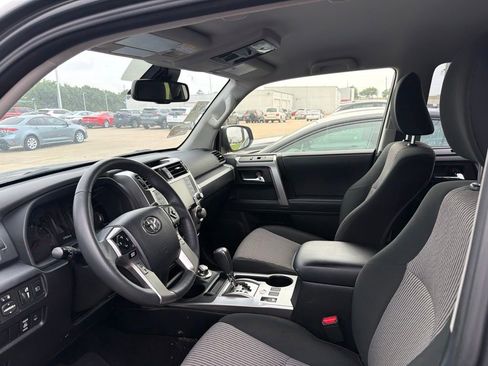 Used 2024 Toyota 4Runner SR5 AWD/4WD image 2