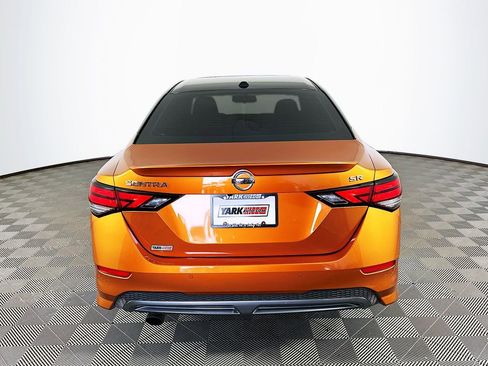 Used 2021 Nissan Sentra SR w/ SR Premium Package FWD image 9