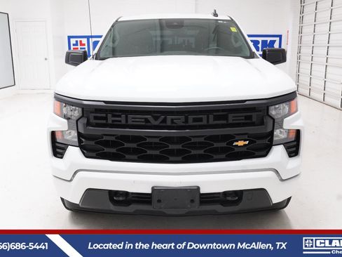 Used 2024 Chevrolet Silverado 1500 Custom AWD/4WD image 2