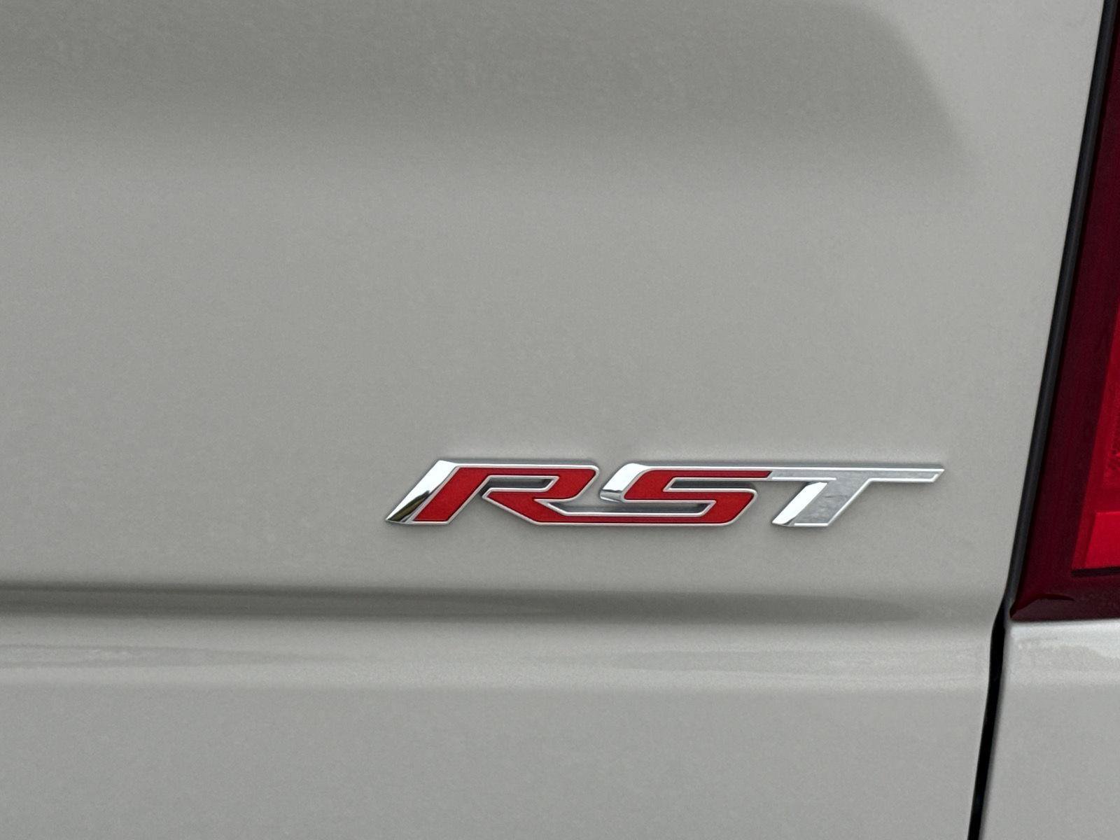 New 2026 Chevrolet Silverado 1500 RST w/ Convenience Package II AWD/4WD image 9