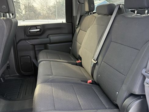 Used 2024 GMC Sierra 2500 Pro w/ Convenience Package image 6