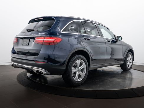 Used 2018 Mercedes-Benz GLC 300 4MATIC image 7