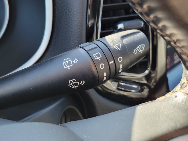 Used 2019 Jeep Compass Limited AWD/4WD image 18