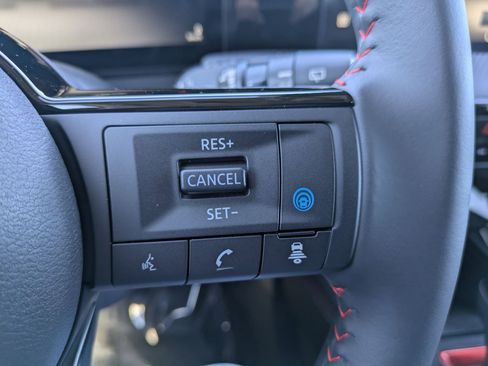 New 2026 Nissan Kicks SR FWD image 12