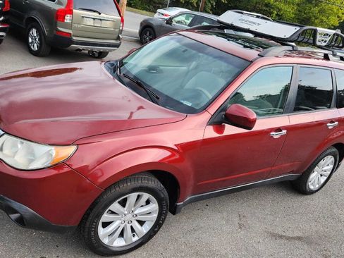 Used 2012 Subaru Forester 2.5X Premium w/ All-Weather Pkg image 4