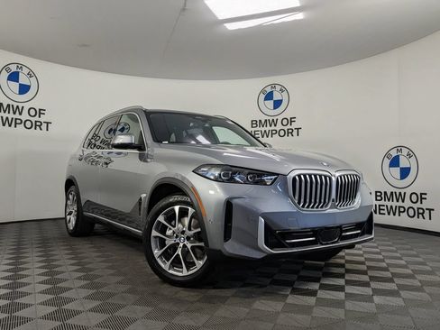 New 2026 BMW X5 xDrive40i w/ Premium Package AWD/4WD image 3