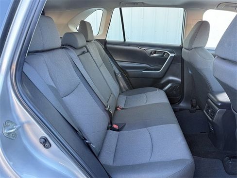 Used 2023 Toyota RAV4 XLE image 32