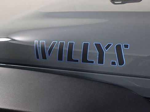 Used 2024 Jeep Wrangler Willys image 12