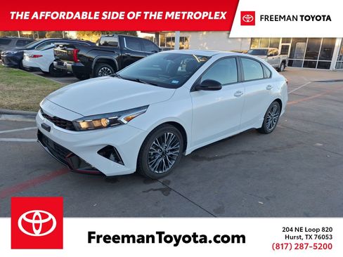 Used 2022 Kia Forte GT-Line w/ GT-Line Premium Package image 1