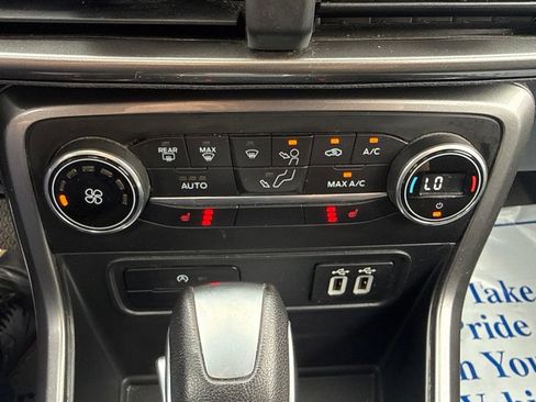Used 2021 Ford EcoSport SE w/ Interior Protection Package FWD image 25