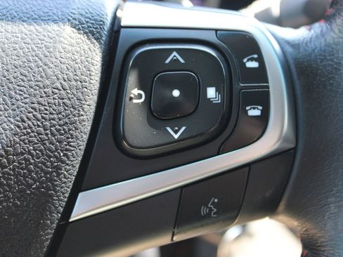 Used 2016 Toyota Camry SE FWD image 24