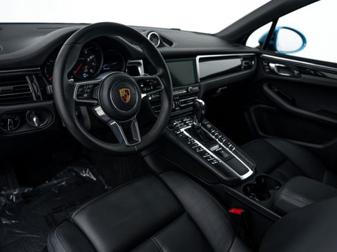 Used 2019 Porsche Macan AWD/4WD image 4