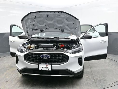 Used 2023 Ford Escape Active image 33