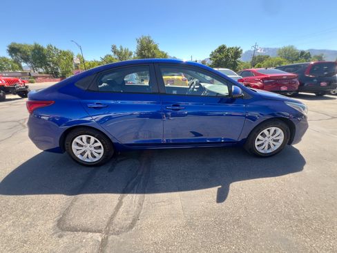 Used 2020 Hyundai Accent SE FWD image 4