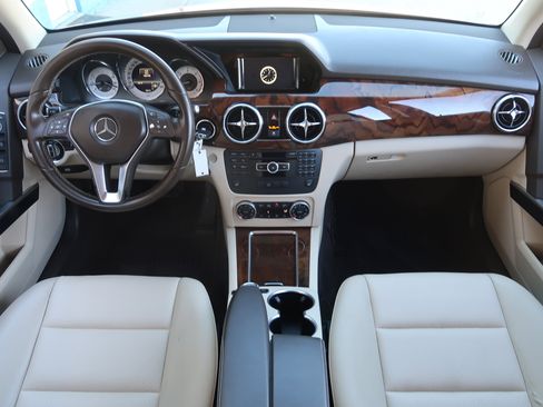 Used 2013 Mercedes-Benz GLK 250 4MATIC 4dr GLK 250 BlueTEC image 11
