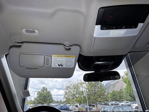 Used 2025 Nissan Rogue SV AWD/4WD image 34