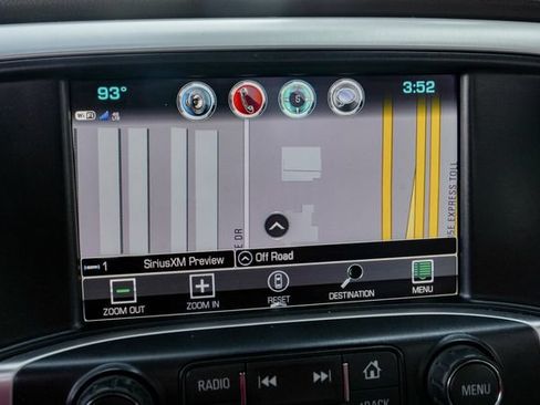 Used 2018 GMC Sierra 1500 SLT AWD/4WD image 48