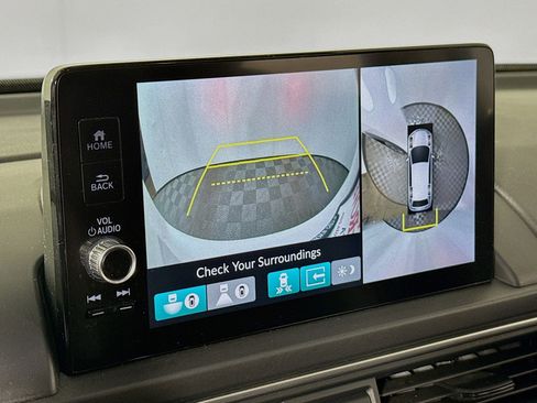 Used 2023 Honda Pilot Elite image 17