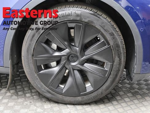 Used 2020 Tesla Model Y Long Range image 26