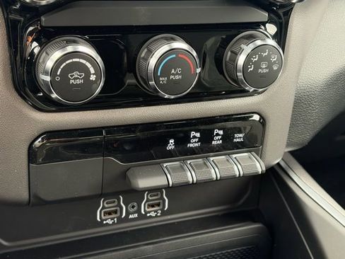 New 2026 RAM 1500 Express image 21