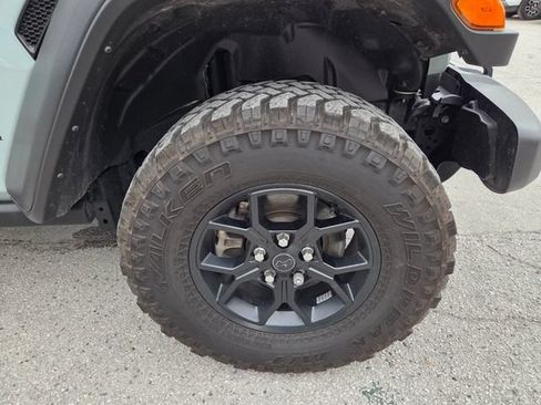 Certified 2024 Jeep Wrangler Unlimited Sport AWD/4WD image 19