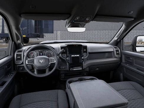 New 2026 RAM 2500 Tradesman AWD/4WD image 30