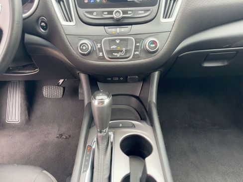 Used 2020 Chevrolet Malibu LS image 23