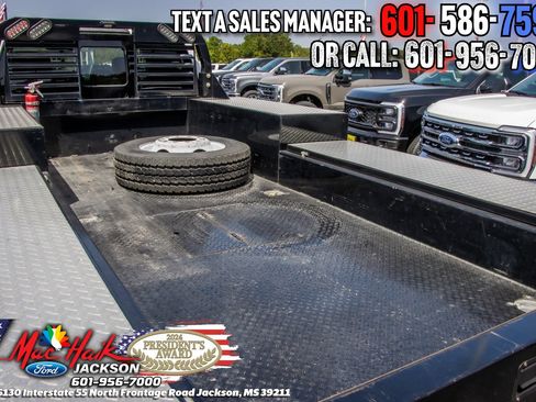 Used 2023 Ford F550 4x4 Crew Cab Super Duty image 7
