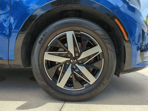 Used 2021 Kia Sorento S FWD image 26